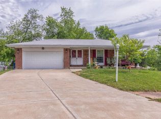 4902 Moccasin Ter, Saint Louis, MO