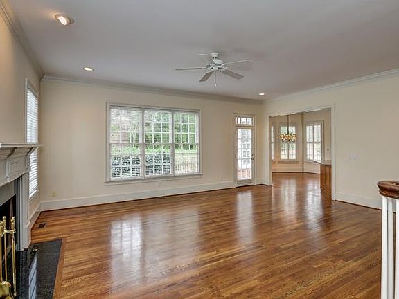 5th image of 2803 Payton Oaks Dr