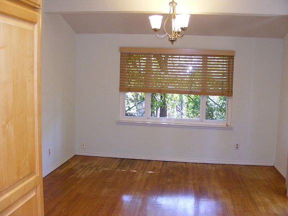 2nd image of 447 Alamo Creek Ct