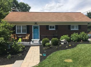 1725 Conard Rd, Lancaster, PA 17602