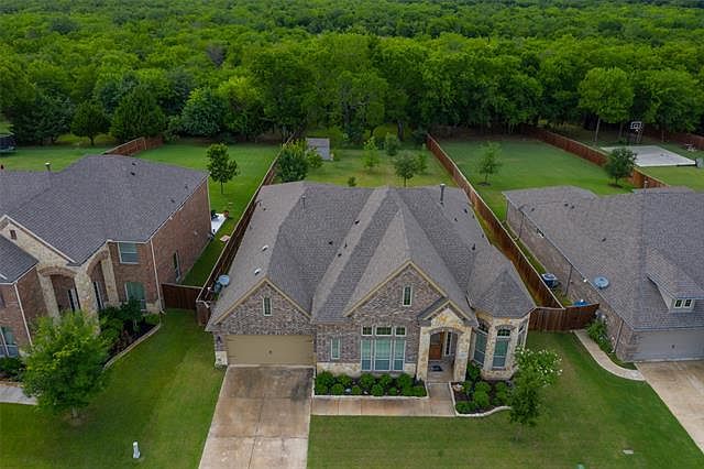 1st image of 1211 Bentley Dr