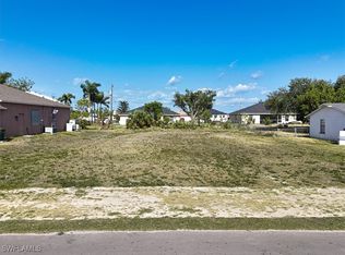 2127 NE 13th Pl, Cape Coral, FL 33909