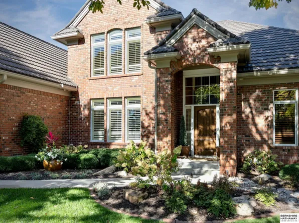 13910 Charles St, Omaha, NE 68154