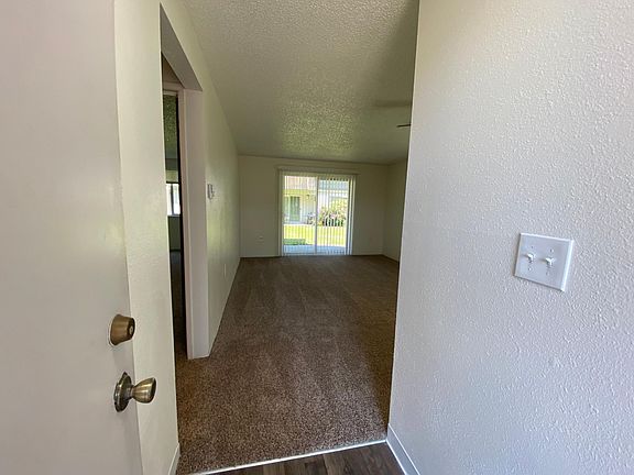 3rd image of 15011 1st Avenue Ct S