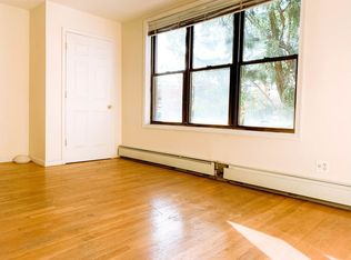 6009 Metropolitan Ave APT 2F, Ridgewood, NY 11385