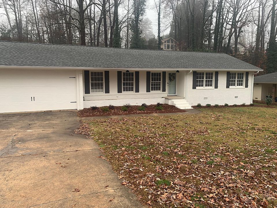 1st image of 715 Holly Dr