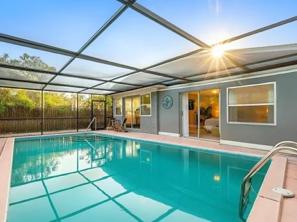 3916 51st Ave N #1, Saint Petersburg, FL 33714