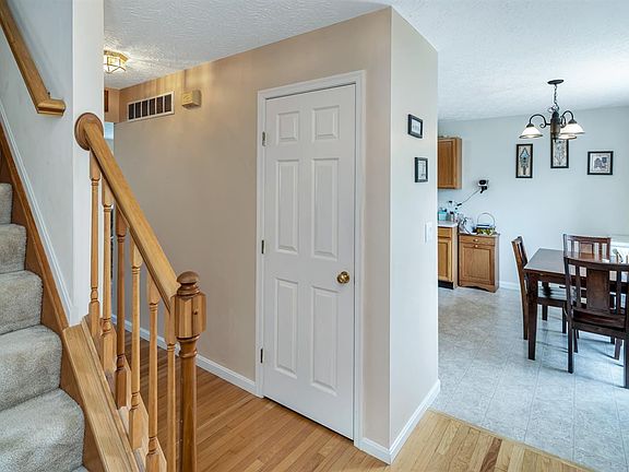 4th image of 11301 Toll House Dr
