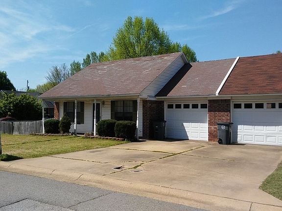 2nd image of 102 Wesley Dr