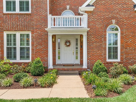4th image of 412 Treemont Dr