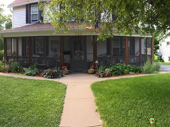 730 Lutheran St, Platteville, WI 53818