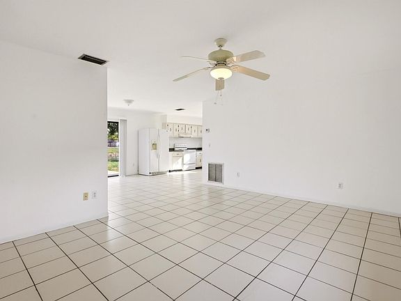 5th image of 10894 Granite Street