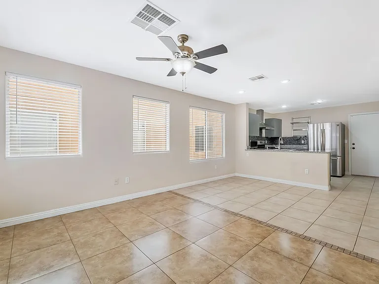 5078 Tioga Pass Ave — Photo 8