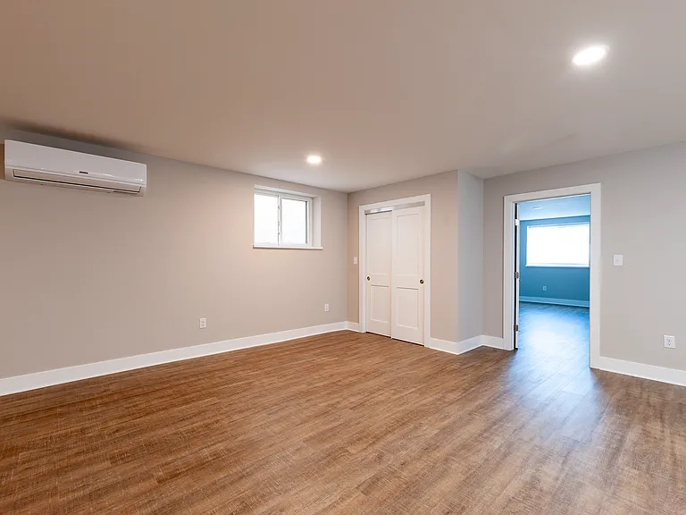 204 E Chester Pike — Photo 26