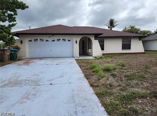 122 SW 21st St, Cape Coral, FL 33991