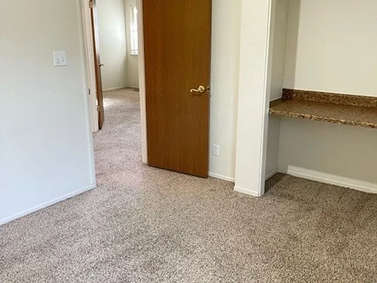 1254 Ambassador Dr — Photo 7