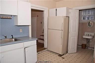 5th image of 210 W Water St