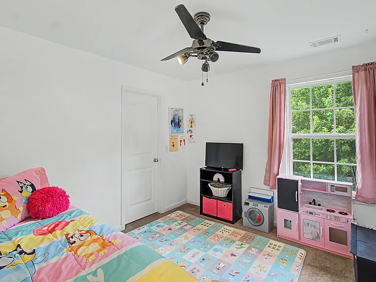 1221 Peacock Trl — Photo 13