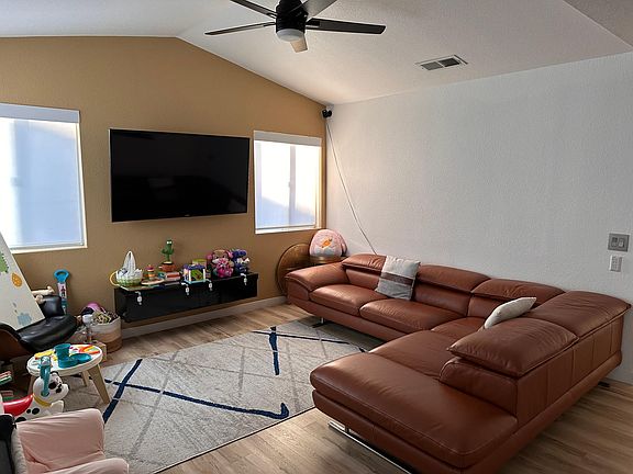 2nd image of 6635 Canterbury Dr Unit 204