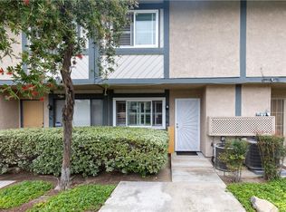537 W 9th St, Upland, CA 91786