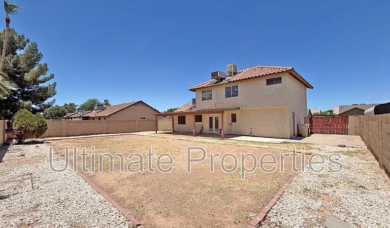 7745 W Willow Ave — Photo 4