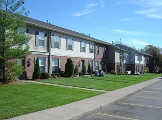 Normandy Green Apartments & Townhomes, Florence, KY 41042