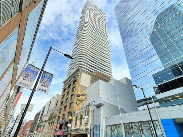 197 Yonge St #1505, Toronto, ON M5B 0C1