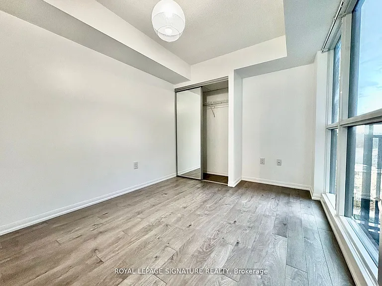 3091 Dufferin St #514 — Photo 5