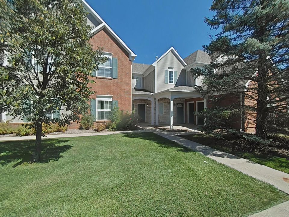 1st image of 2021 Monarch Dr