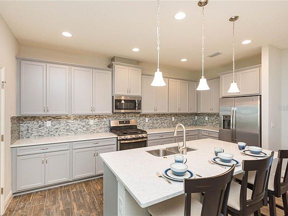 5th image of 7404 Windport Ln