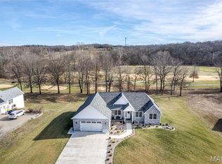 880 Fairway Dr, Union, MO 63084