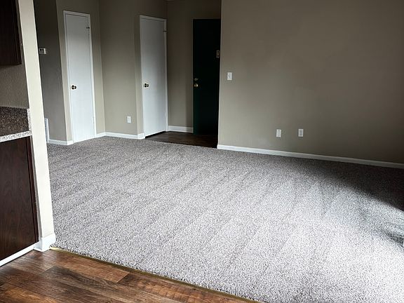 4th image of 1180 Fulton Ave APT 5