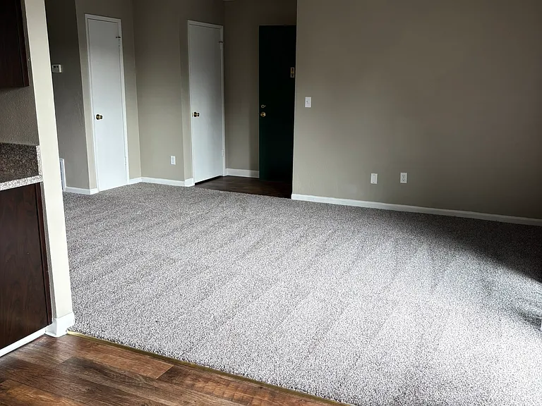 1180 Fulton Ave #5 — Photo 4