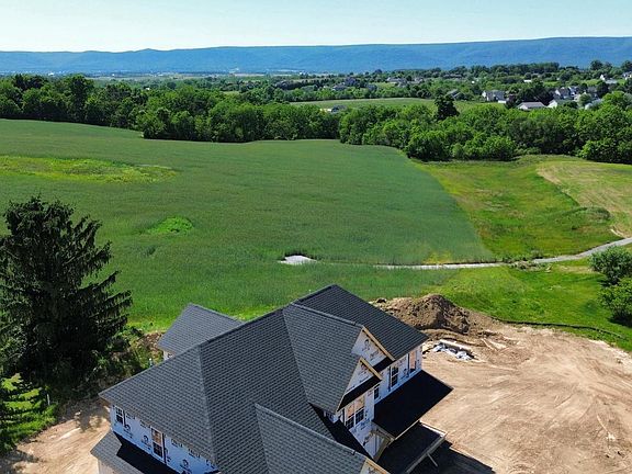 4th image of LOT 40 Greenside Ct