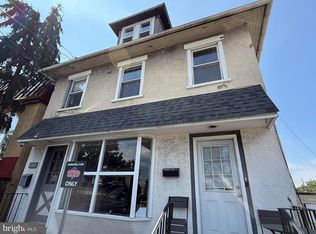 388 W Lancaster Ave, Wayne, PA 19087