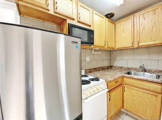 25 Maple St APT 8, Norwalk, CT 06850