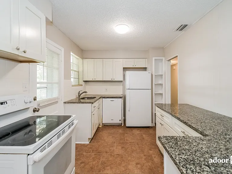2346 Gayland Rd — Photo 2