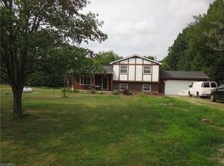 10591 Williams Rd, Diamond, OH 44412