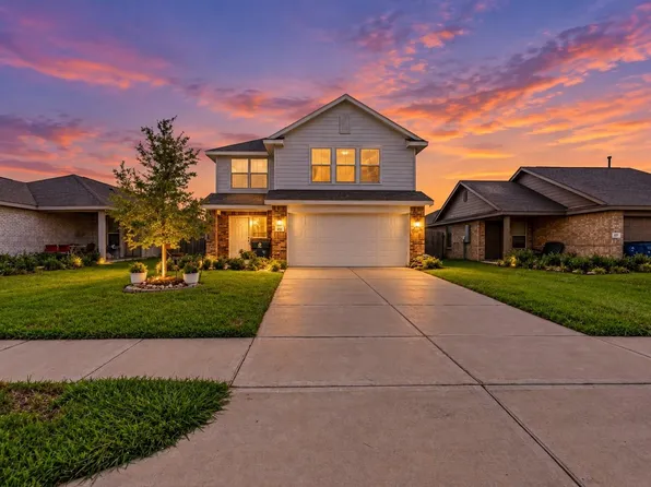 215 Bennett Loop, Angleton, TX 77515