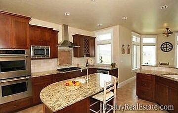 3rd image of 7475 Silver King Dr