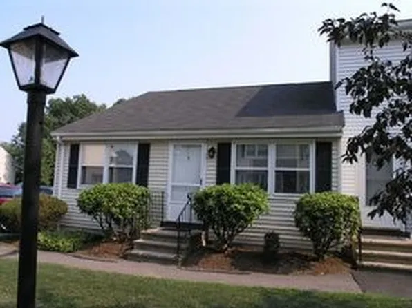 3 Allspice Ln, Glastonbury, CT 06033