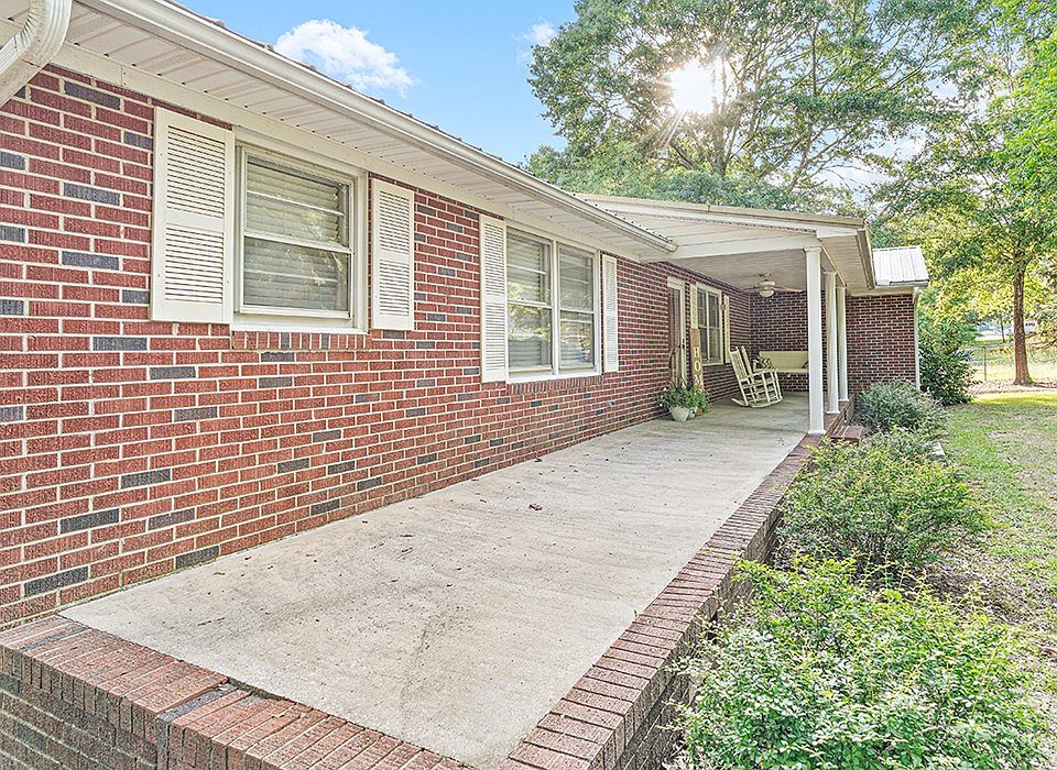 316 S Main St, Donalds, SC 29638 Zillow