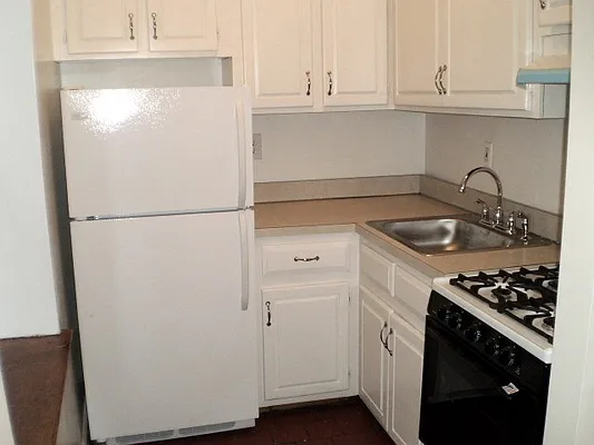 Rented by (Legacy) NY Quality Living Uptown | media 12