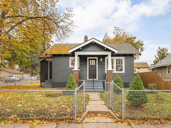2nd image of 1903 W Knox Ave