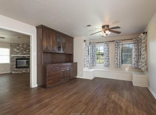8566 McAllester Ln, College Station, TX 77845