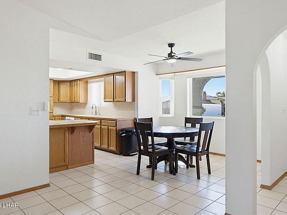 5th image of 3825 Highlander Ave