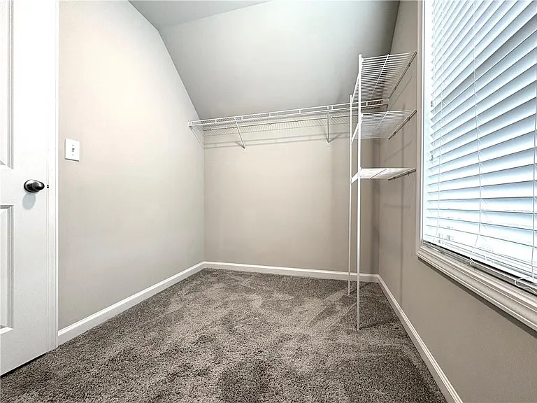 6085 Bay Point Cv — Photo 22