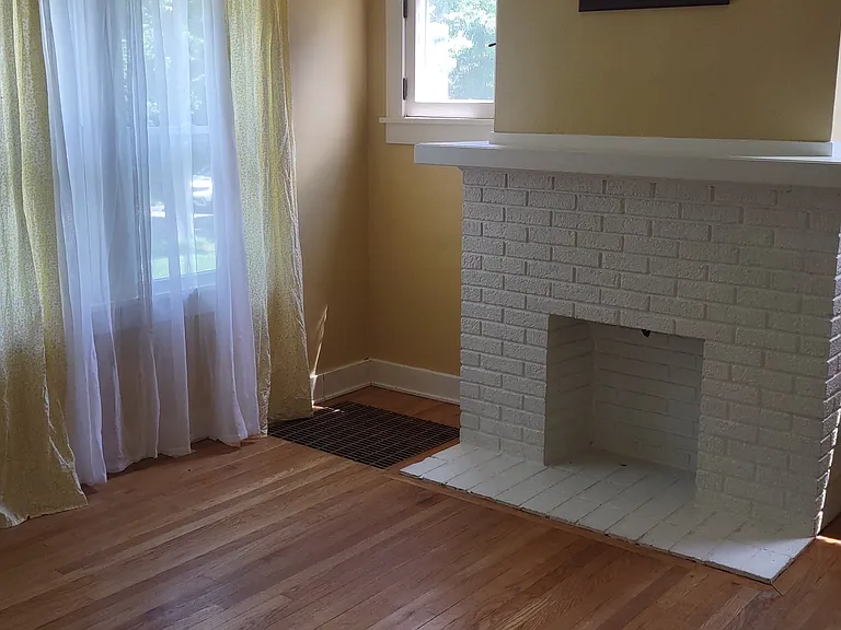 220 Monteray Ave — Photo 46