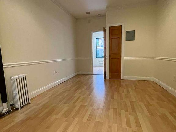 3rd image of 347 E 61st St APT 2FE