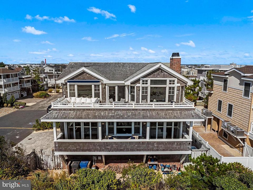 5 9th St, Beach Haven, NJ 08008 | Zillow
